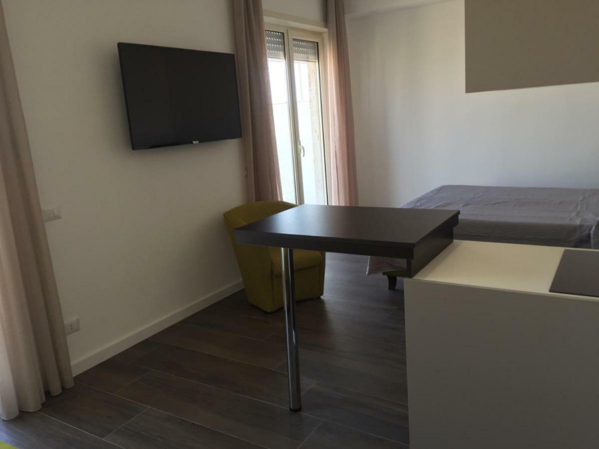 Residenza Garibaldi Appartement Napels Buitenkant foto