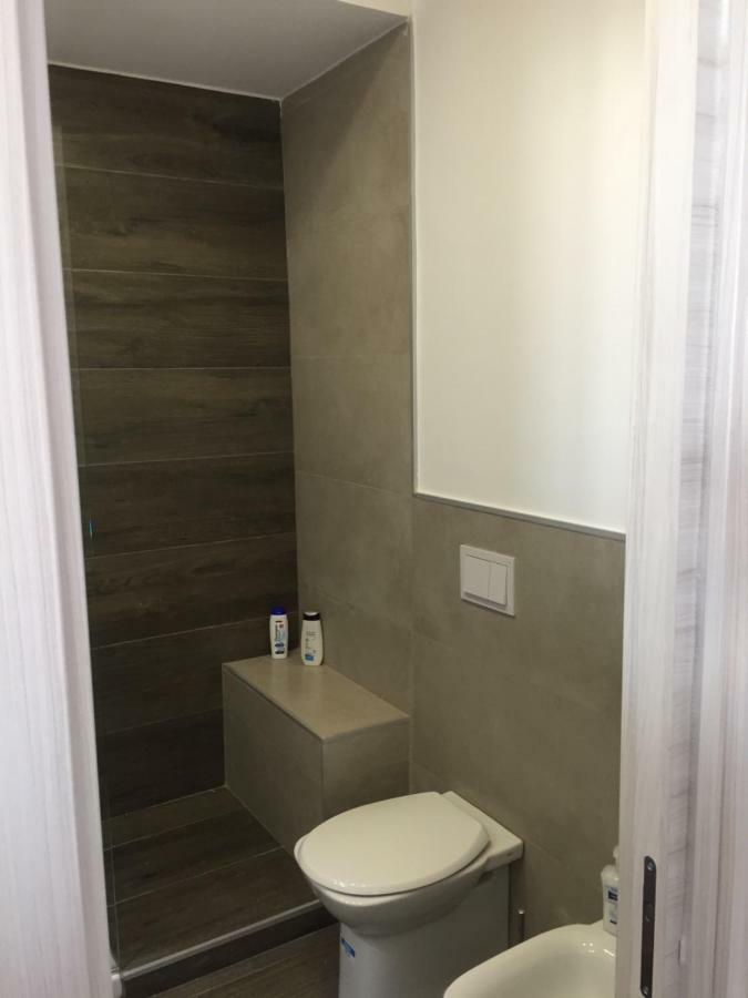 Residenza Garibaldi Appartement Napels Buitenkant foto