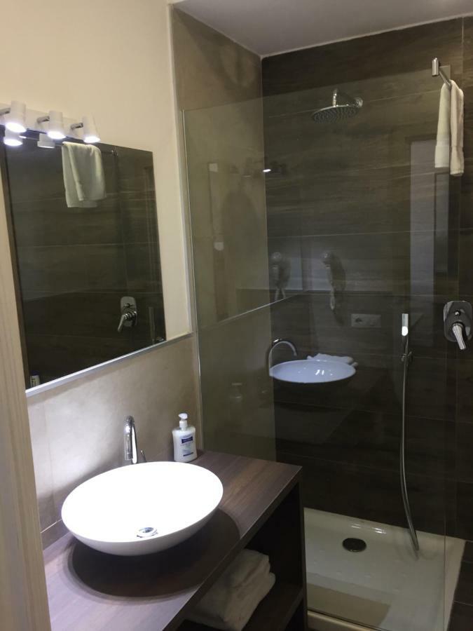 Residenza Garibaldi Appartement Napels Buitenkant foto